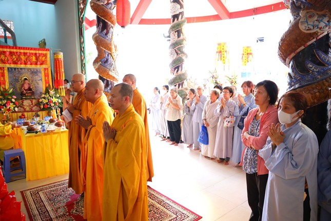 Đại đức Thích Tịnh Huệ dâng lời tưởng niệm Đại đức Thích Tịnh Huệ dâng lời tưởng niệm