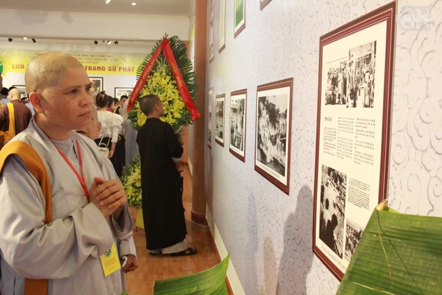 Chư Ni trẻ tìm hiểu hành trạng bậc tiền bối hữu công Giáo hội