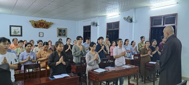 Các học viên tham dự lớp giáo lý