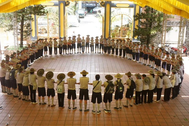 Kết dây thân ái