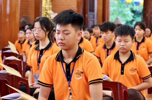 Chùa Thiên Quang tập trung vào rèn kỹ năng tự lập, chữ hiếu trong khóa tu vừa tổ chức