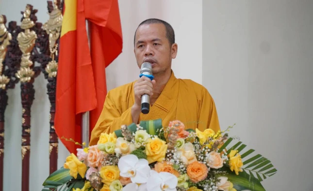 Thượng tọa Thích Thanh Lâm phát biểu khai mạc