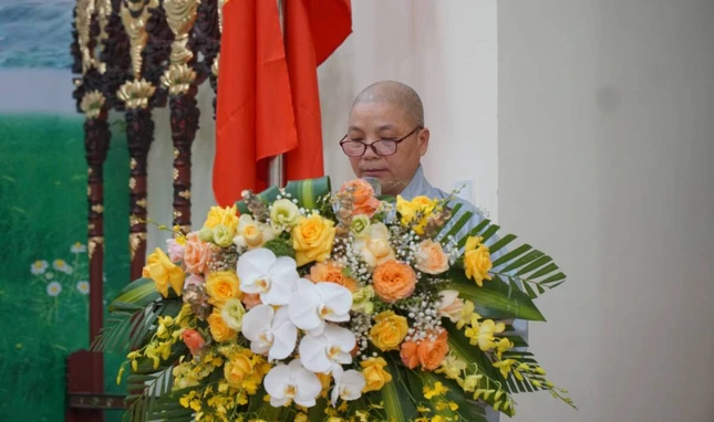 Ni sư Thích nữ Viên Đăng báo cáo Phật sự 6 tháng đầu năm 2023