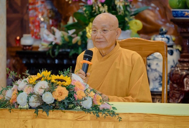 Trưởng lão Hòa thượng Thích Minh Thông chia sẻ Phật pháp