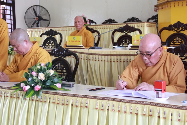 Ký kết hợp tác giữa Ban Văn hóa T.Ư và Ban Trị sự Phật giáo tỉnh Quảng Trị Ký kết hợp tác giữa Ban Văn hóa T.Ư và Ban Trị sự Phật giáo tỉnh Quảng Trị