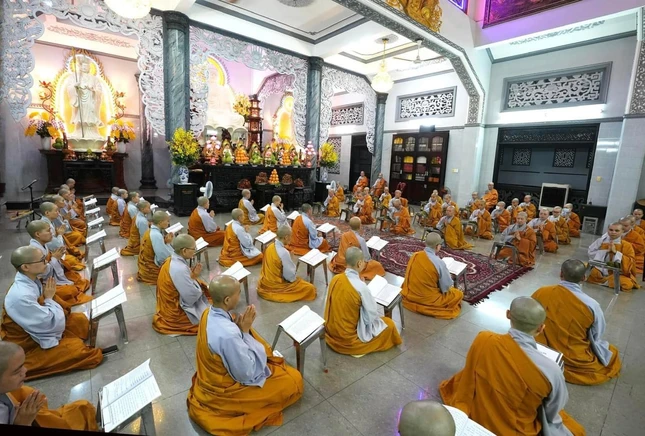 Hạ trường tổ đình Kim Sơn có 71 hành giả nội, ngoại viện an cư Hạ trường tổ đình Kim Sơn có 71 hành giả nội, ngoại viện an cư