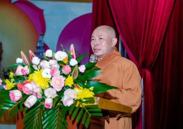 Thượng tọa Thích Tâm Định, Trưởng ban Trị sự GHPGVN tỉnh Thanh Hóa phát biểu