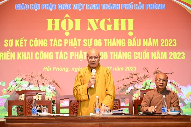 Hòa thượng Thích Quảng Tùng phát biểu đúc kết hội nghị