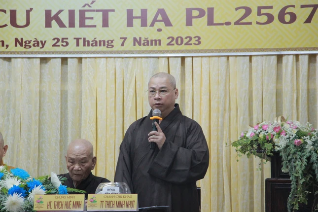 Thượng tọa Thích Minh Nhựt phát biểu khai mạc