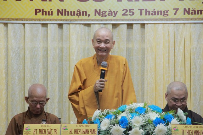 Trưởng lão Hoà thượng Thích Thanh Hùng ban đạo từ