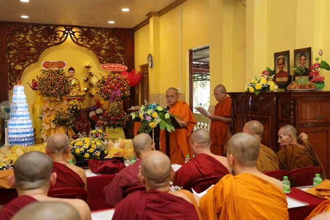 Hòa thượng Thích Bửu Chánh thông qua quyết định chuẩn y thành phần nhân sự Phân ban Tăng sự Phật giáo Nam tông Kinh thuộc Ban Tăng sự T.Ư GHPGVN khóa IX (2022-2027)