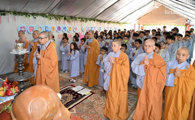 Lễ khai mạc khóa tu