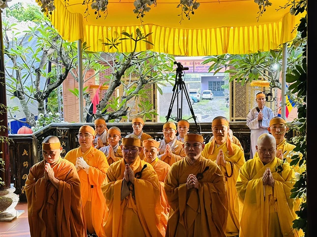 Môn đồ pháp quyến