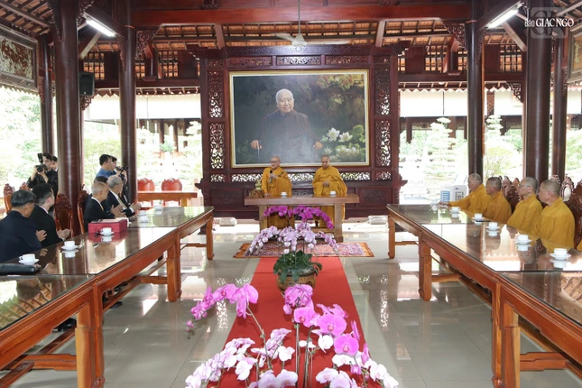 Quang cảnh buổi gặp mặt