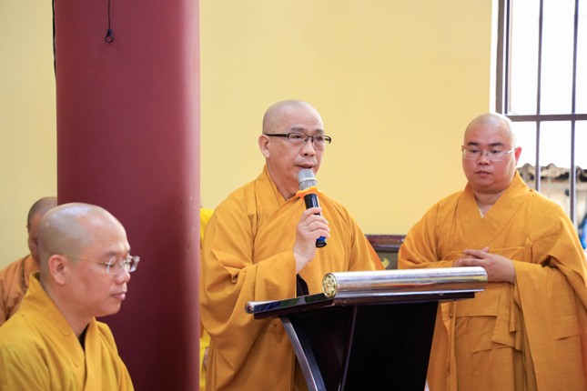 Thượng tọa Thích Tâm Chơn phát biểu khai mạc Thượng tọa Thích Tâm Chơn phát biểu khai mạc