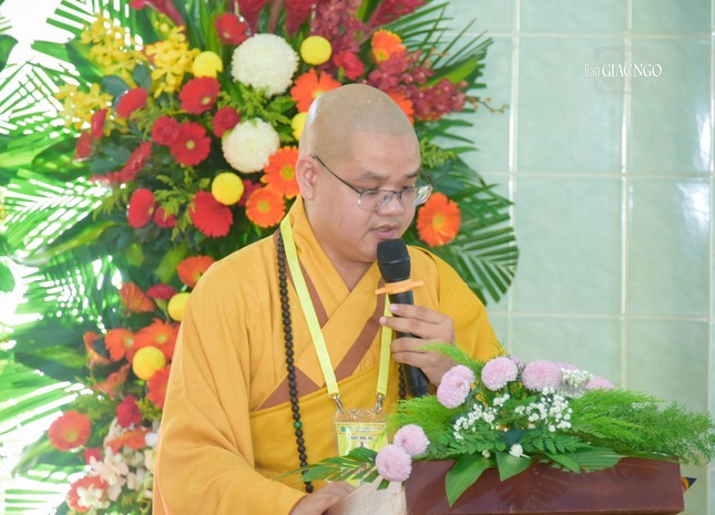 Đại đức Thích Huệ Phát, Phó ban kiêm Chánh Thư ký Ban Trị sự, Trưởng ban Giáo dục Phật giáo tỉnh Tiền Giang dẫn chương trình Đại đức Thích Huệ Phát, Phó ban kiêm Chánh Thư ký Ban Trị sự, Trưởng ban Giáo dục Phật giáo tỉnh Tiền Giang dẫn chương trình