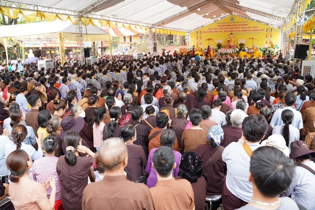 Quang cảnh buổi lễ