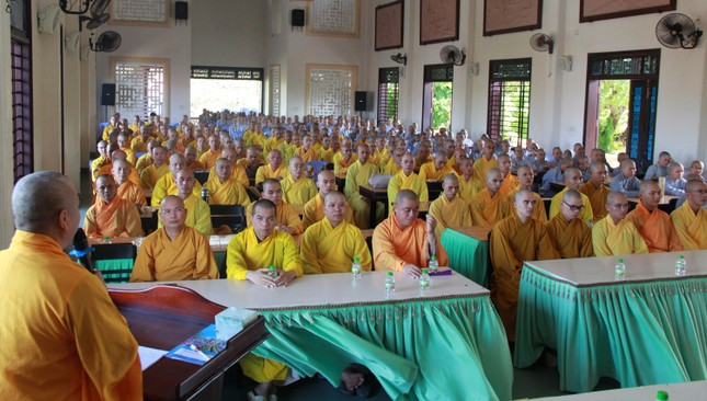 Học viên tham dự lễ bế giảng