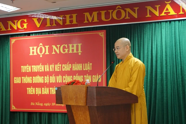 Thượng tọa Thích Thông Đạo phát biểu Thượng tọa Thích Thông Đạo phát biểu