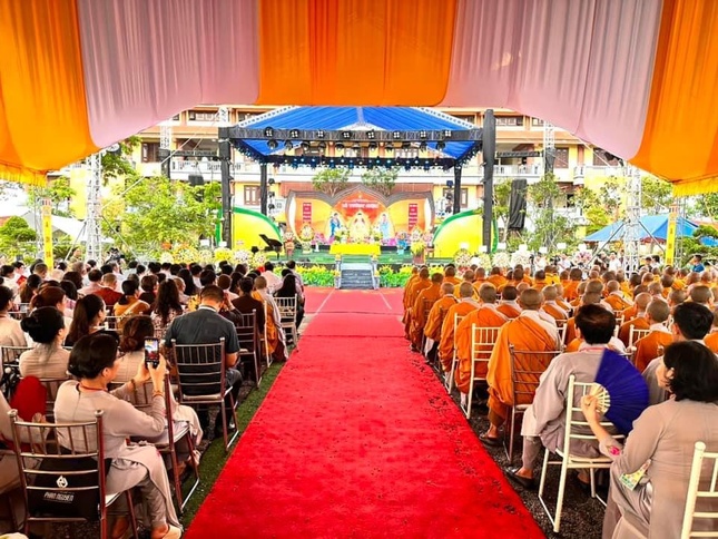 Quang cảnh buổi lễ