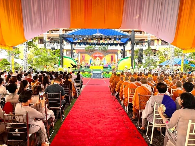 Quang cảnh buổi lễ