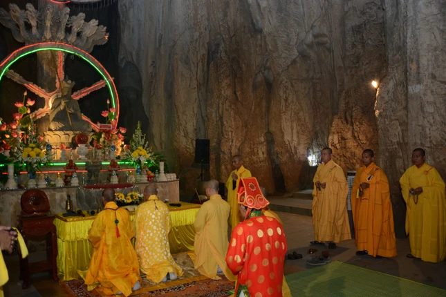 Lễ hội Vu lan - Báo hiếu do Ban Trị sự GHPGVN Q.Ngũ Hành Sơn tổ chức