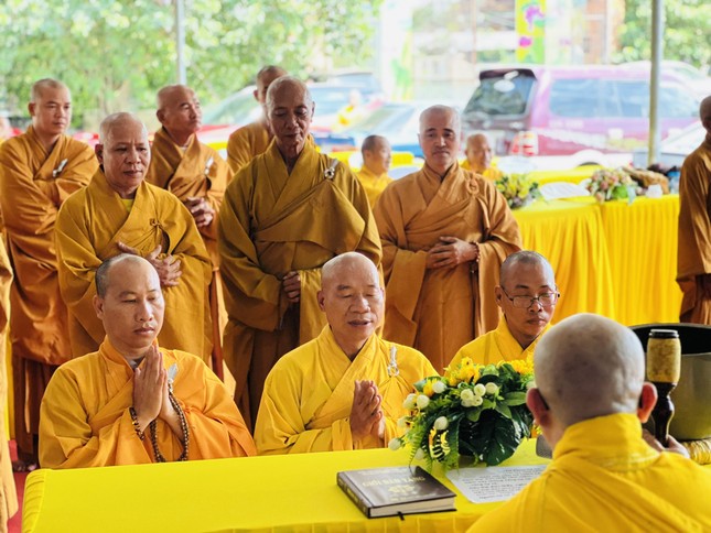 Chư Tăng tuần tự tác pháp Tự tứ