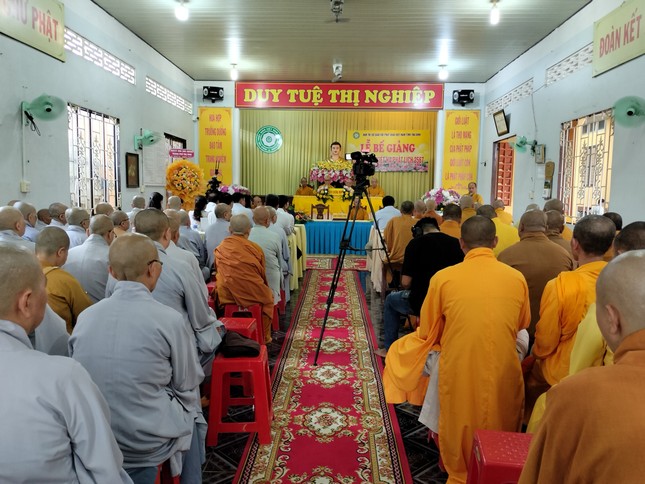 Quang cảnh buổi lễ Quang cảnh buổi lễ