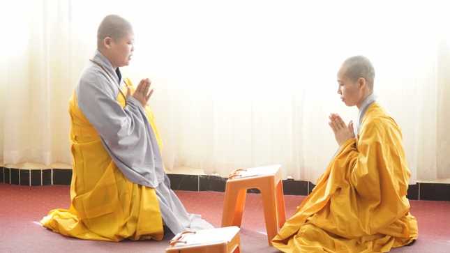 Chư hành giả Ni đối thú Tự tứ