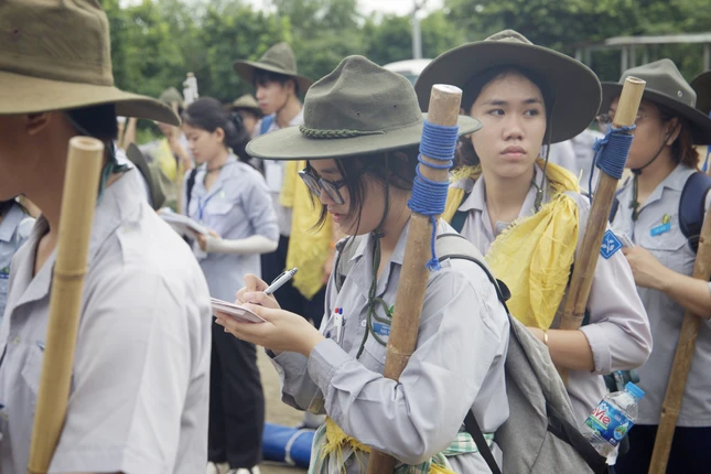 Học và chơi Học và chơi