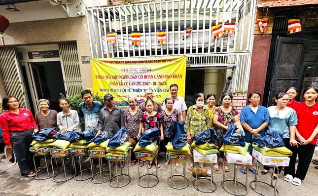 Thiền viện Hải Đức san sẻ yêu thương nhân mùa Vu lan