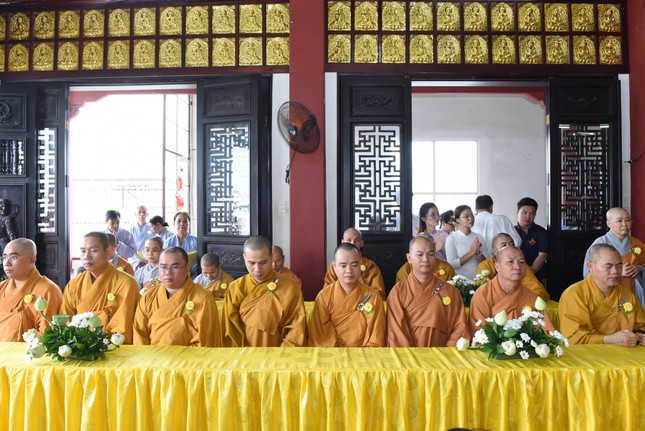 Chư Tăng tham dự buổi lễ