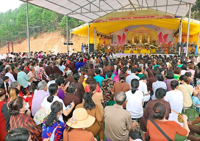 Quang cảnh buổi lễ