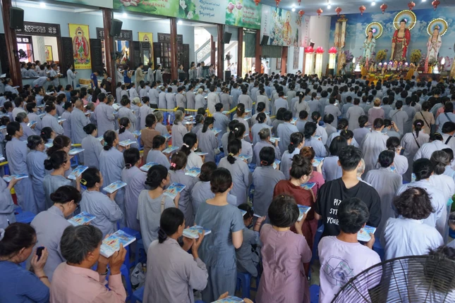Đông đảo Phật tử tham dự