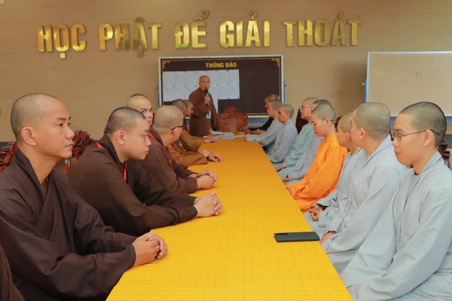 Họp triển khai quy chế phòng thi