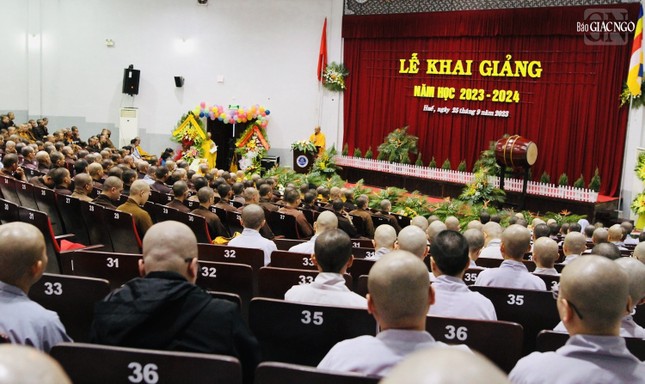 Hơn 500 Tăng Ni sinh tham dự lễ khai giảng năm học mới