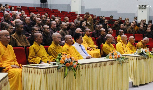 Lễ khai giảng diễn ra tại Hội trường Hoa Sen - Cơ sở 2 Học viện Phật giáo VN tại Huế