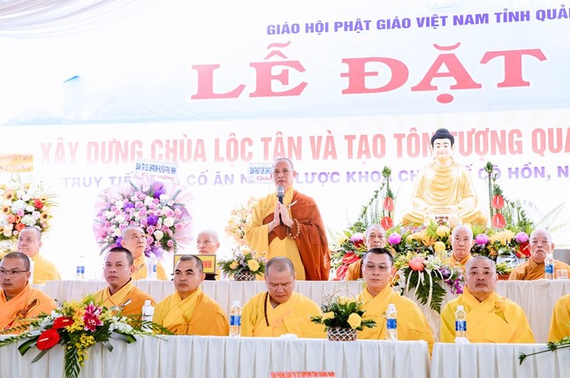Hòa thượng Thích Phước Minh ban đạo từ