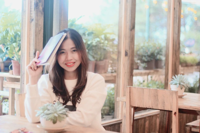 Tác giả Nguyễn Hiên