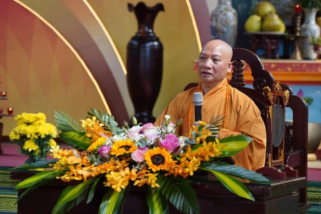 Thượng tọa Thích Chiếu Tuệ triển khai chuyên đề công tác tổ chức đạo tràng