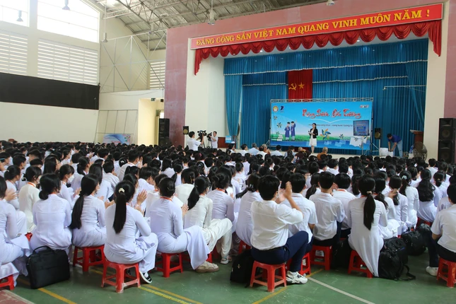 Quang cảnh buổi lễ