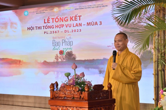 Thượng tọa Thích Trí Chơn phát biểu khai mạc