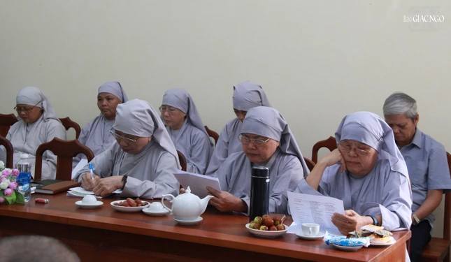 Hội thảo khoa học “Thiền phái Liễu Quán: Lịch sử hình thành và phát triển” sẽ diễn ra vào ngày 31-12-2023 và 1-1-2024 (nhằm ngày 19 và 20-11-Quý Mão) tại Học viện Phật giáo VN tại Huế - cơ sở II nhân tưởng niệm 281 năm Tổ sư viên tịch Hội thảo khoa học “Thiền phái Liễu Quán: Lịch sử hình thành và phát triển” sẽ diễn ra vào ngày 31-12-2023 và 1-1-2024 (nhằm ngày 19 và 20-11-Quý Mão) tại Học viện Phật giáo VN tại Huế - cơ sở II nhân tưởng niệm 281 năm Tổ sư viên tịch