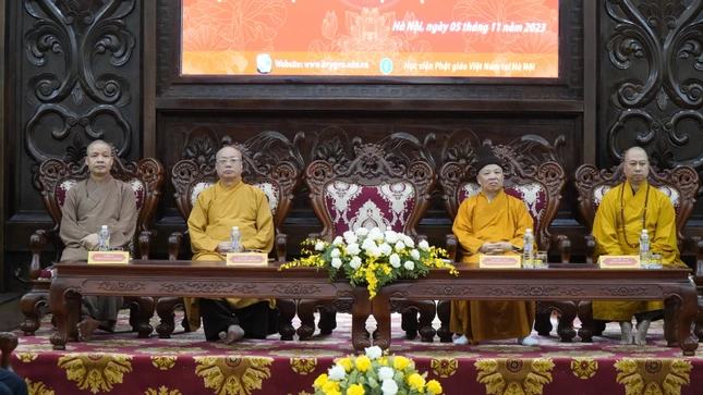 Chư tôn đức Hội đồng Điều hành Học viện Phật giáo VN tại Hà Nội