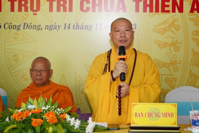 Thượng tọa Thích Nhuận Đức ban đạo từ