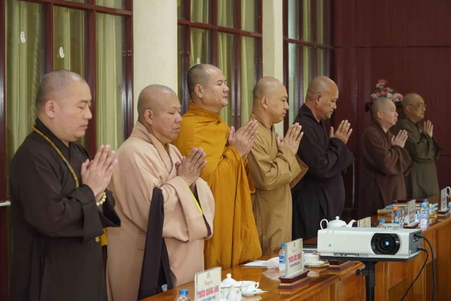 Niệm Phật cầu gia hộ