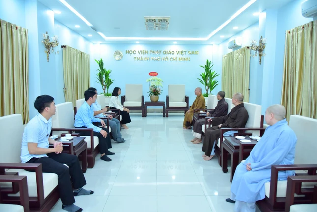 Quang cảnh buổi gặp mặt