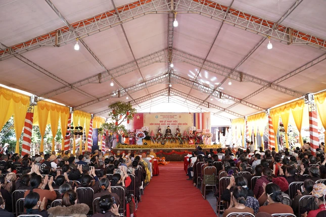 Quang cảnh buổi lễ