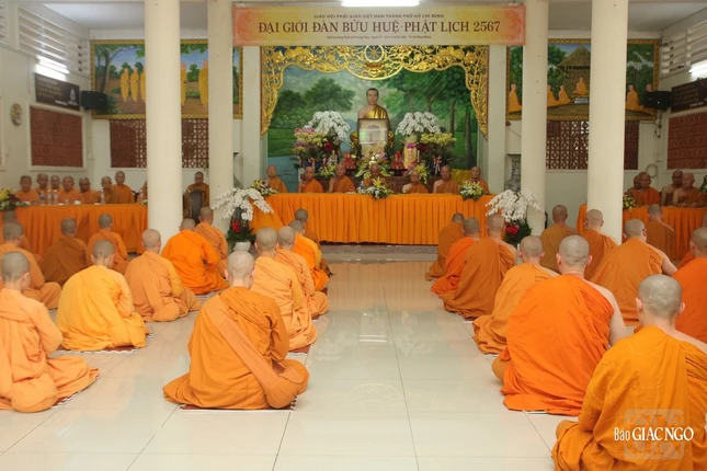 Phân đàn truyền giới hệ phái Khất sĩ thuộc Đại giới đàn Bửu Huệ thành tựu viên mãn