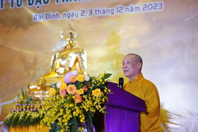 Hoà thượng Thích Bảo Nghiêm ban đạo từ